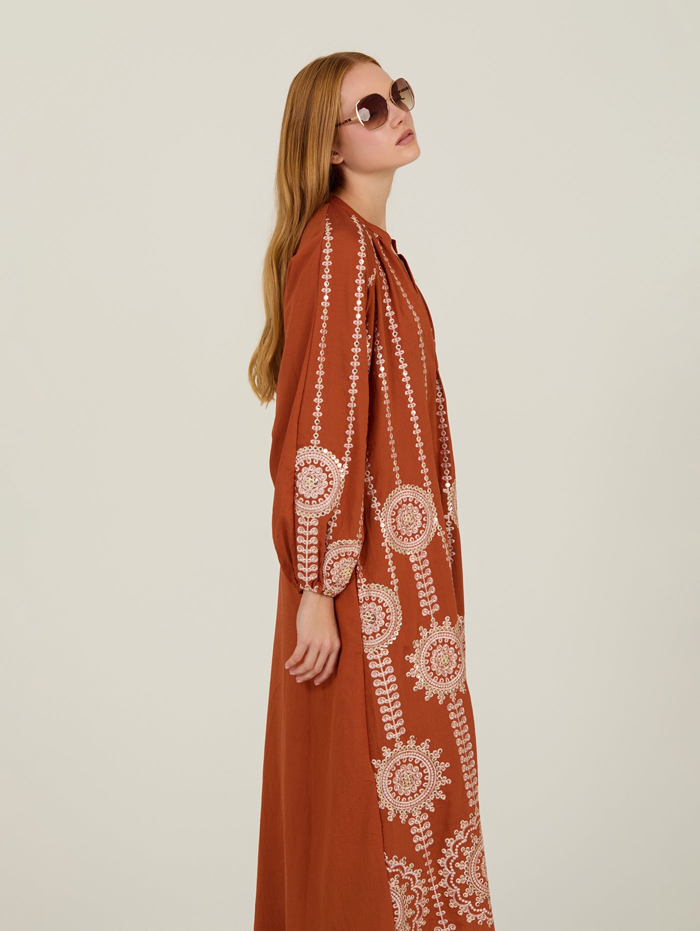 Vestido largo bordado