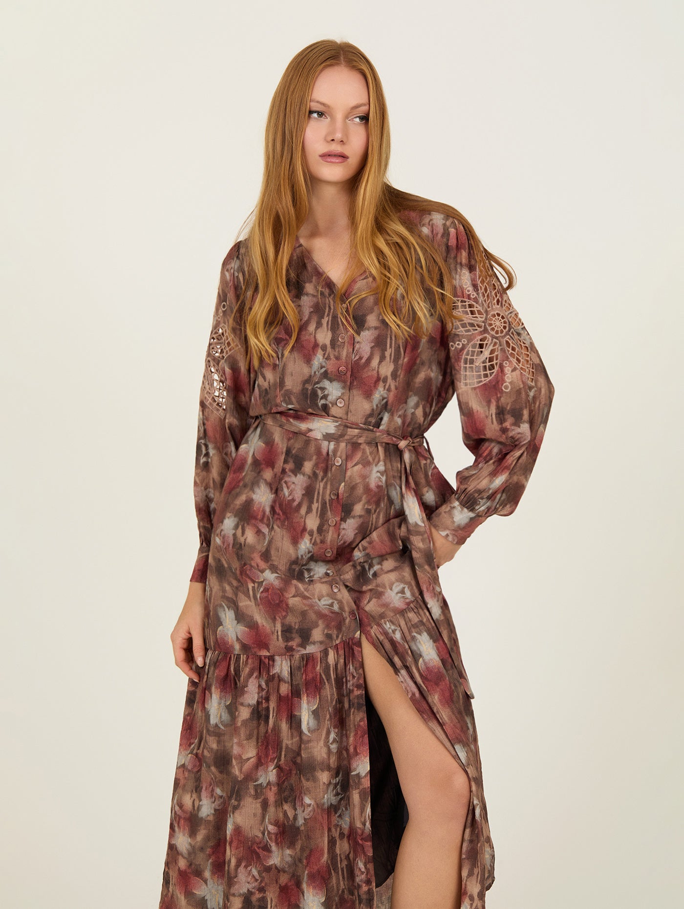 Vestido cinturón estampado otoño