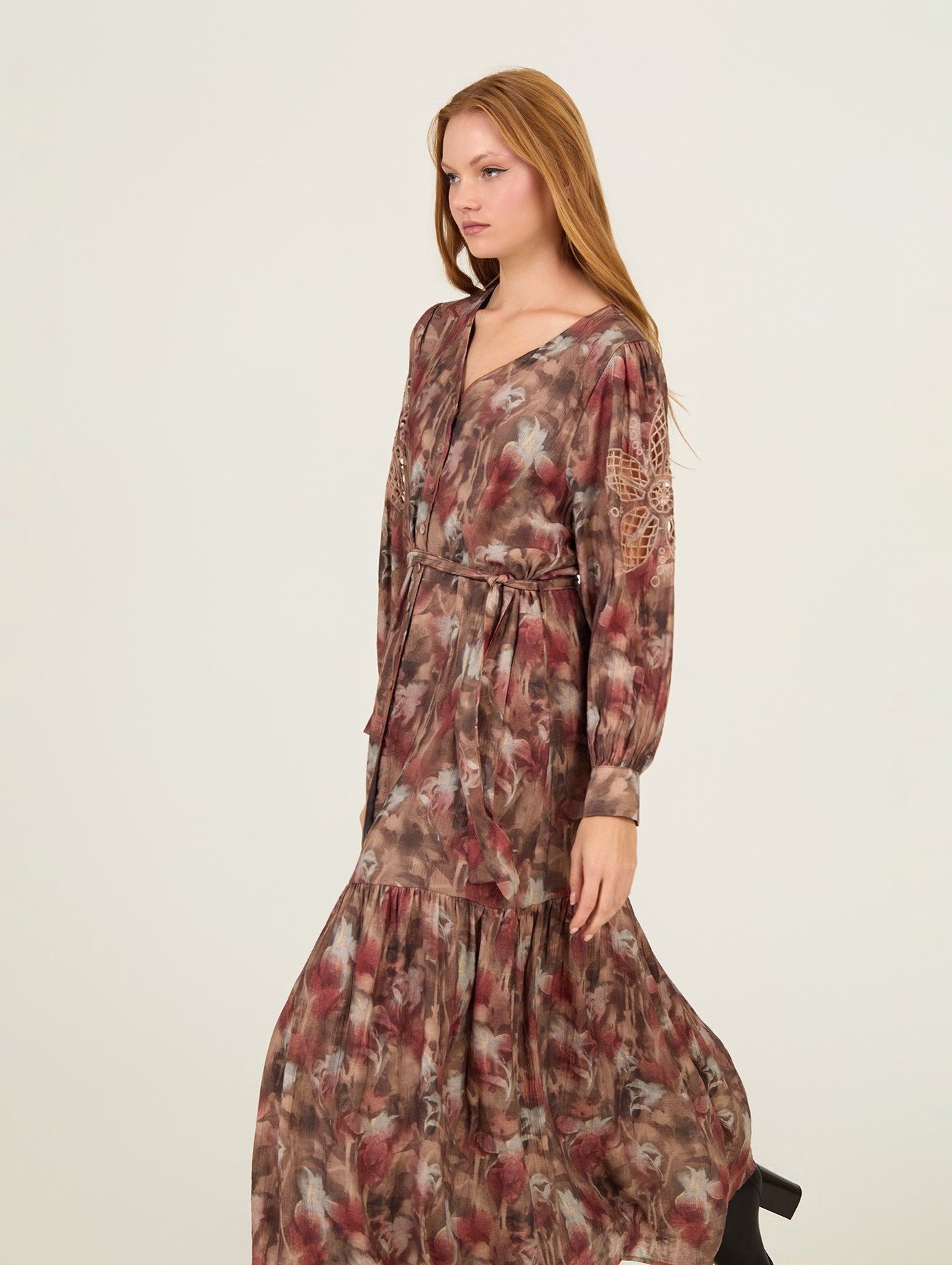 Vestido cinturón estampado otoño