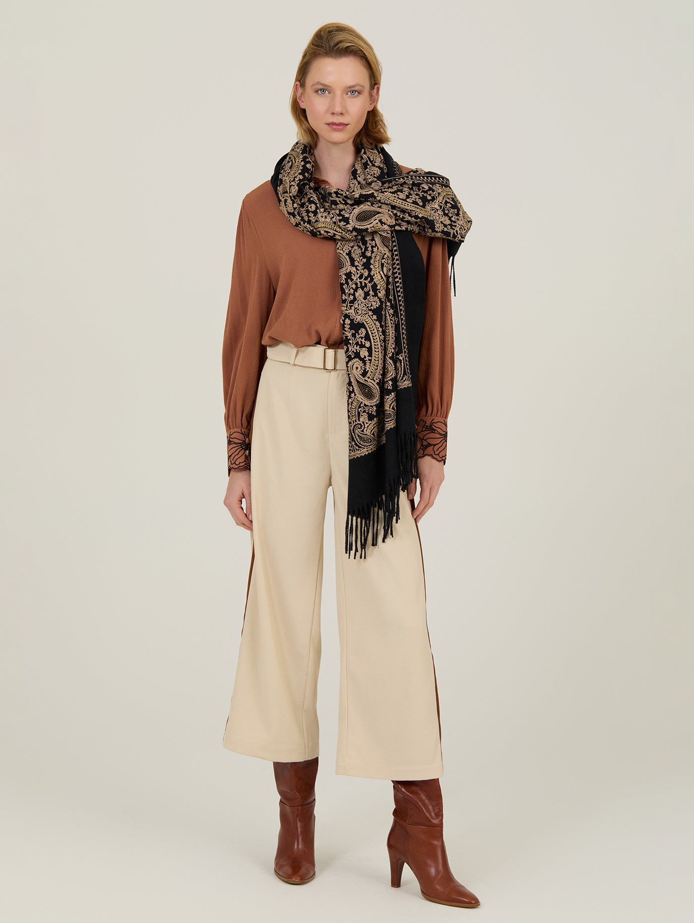 Pañuelo pasley negro