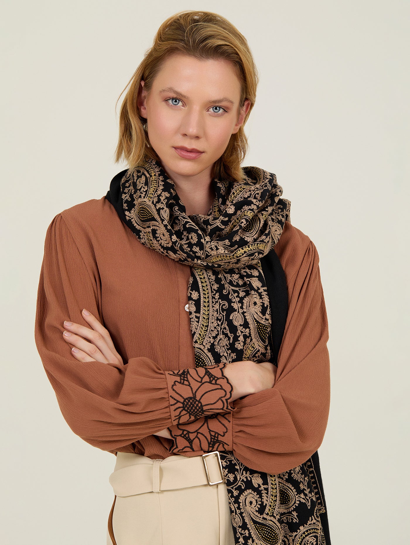 Pañuelo pasley negro