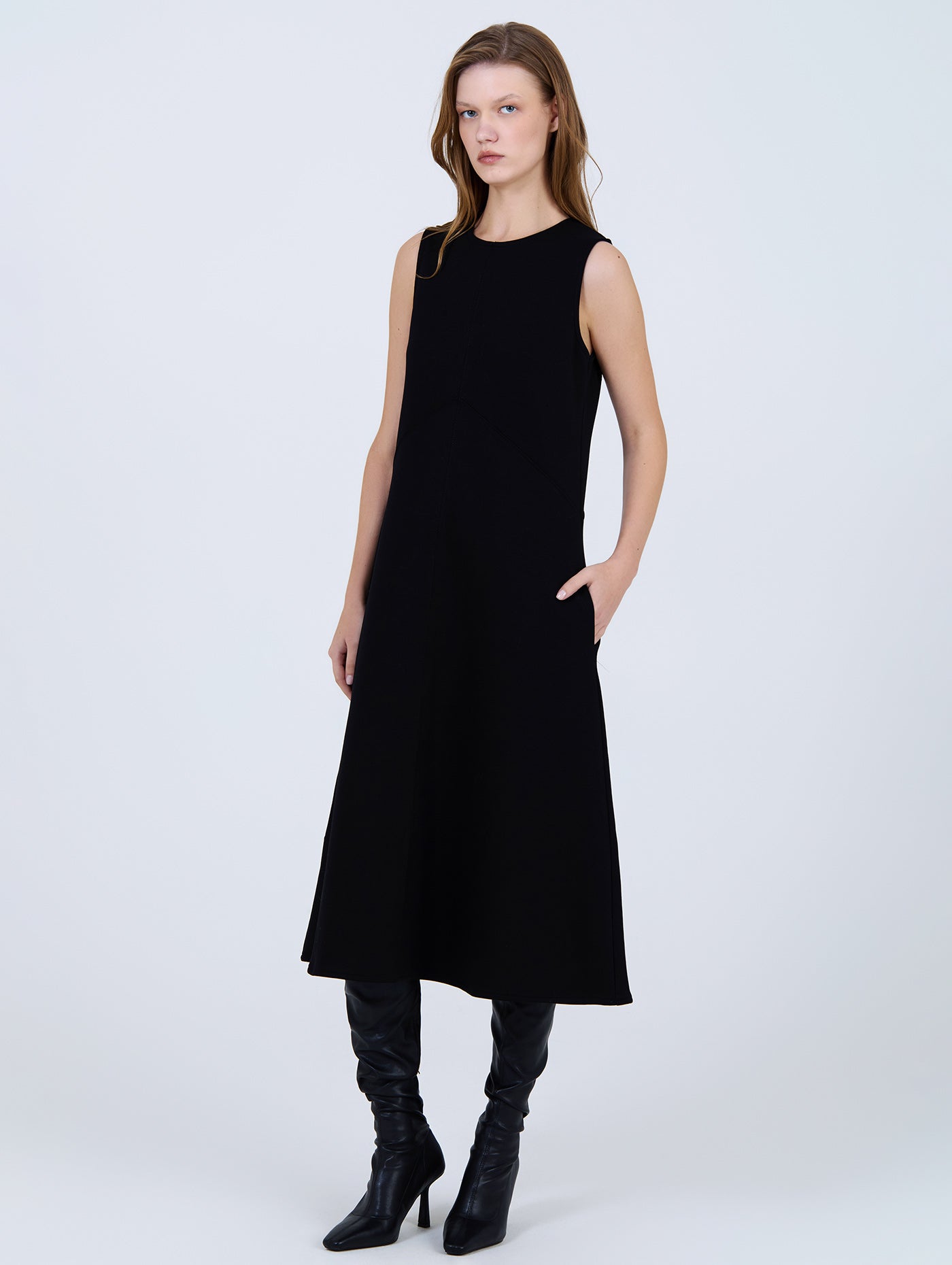 Vestido evasé negro